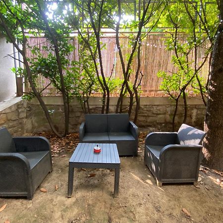 Appartement Indep Cosy Avec Jardin Saint-Denis-en-Margeride Exterior foto
